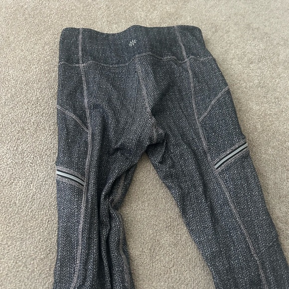 Athleta cropped grey running leggings - Picture 2 of 9